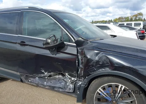 2018 Volkswagen Tiguan 2.0T Se/2.0T Sel из США, поврежденный, VIN 3VV2B7AX3JM145914